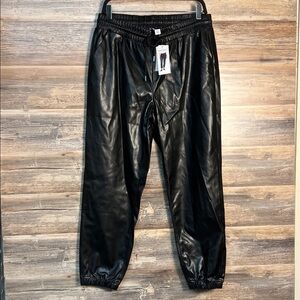 Nine West Coated Pull on Jogger in Black NWT